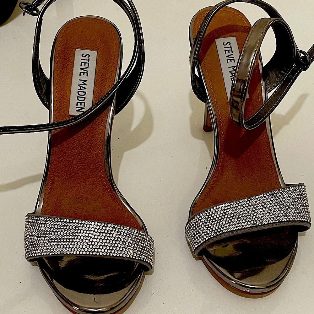 Women’s shoes